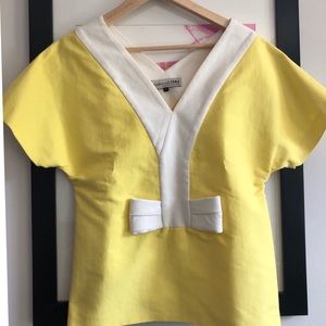 cute vintage-inspired yellow top from paris